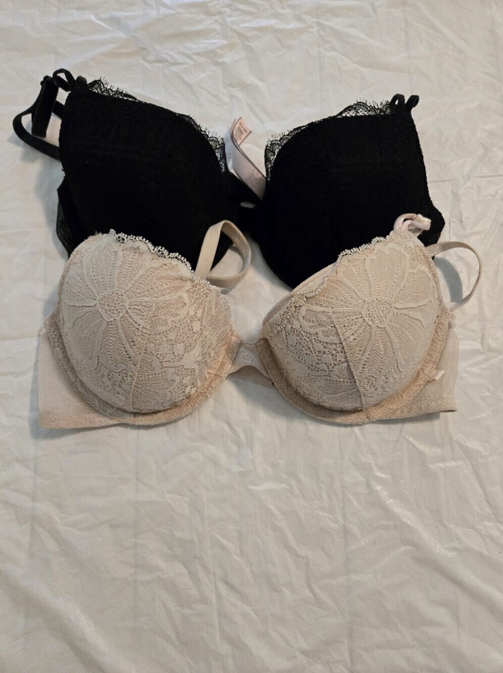 Victoria's Secret Bra Bundle Black 34C NWOT + Cream Lace Bra
